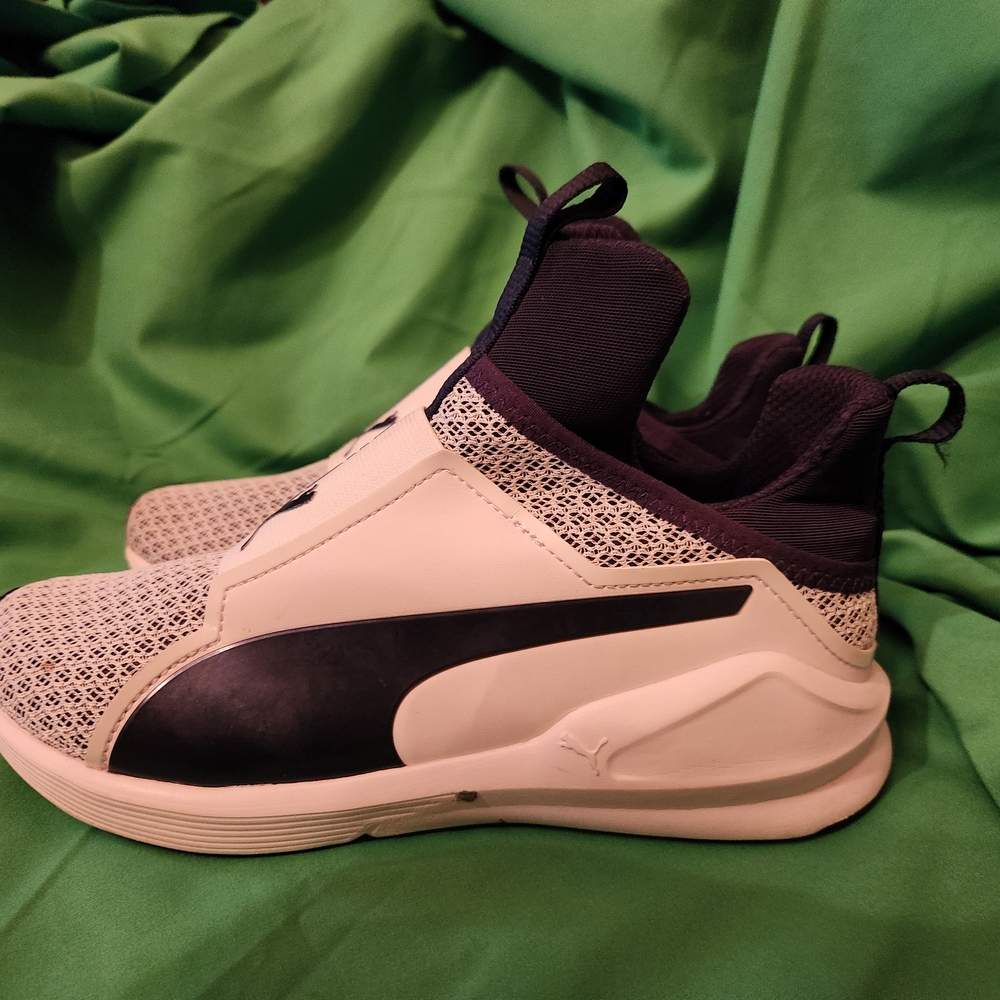Puma White and Black Athletic Shoes - Picture 2 of 5
